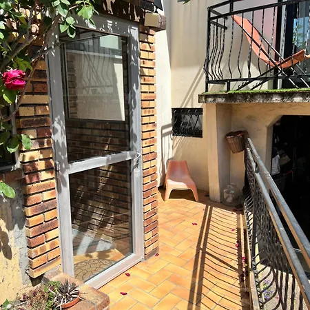 La Maison Des Artistes